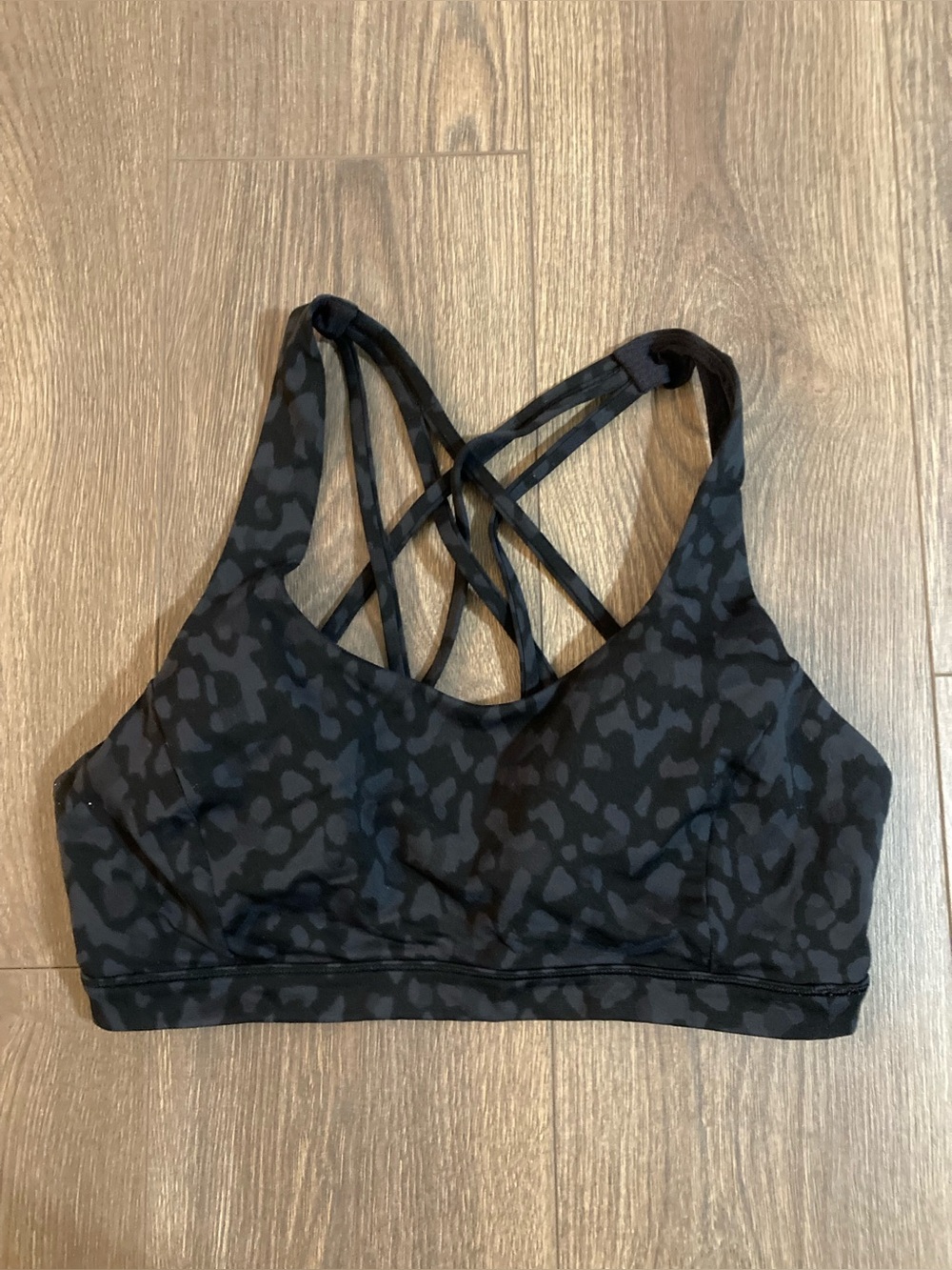 Lululemon Women's Sports Bra Medium Support Grey And Black Pattern Size 8